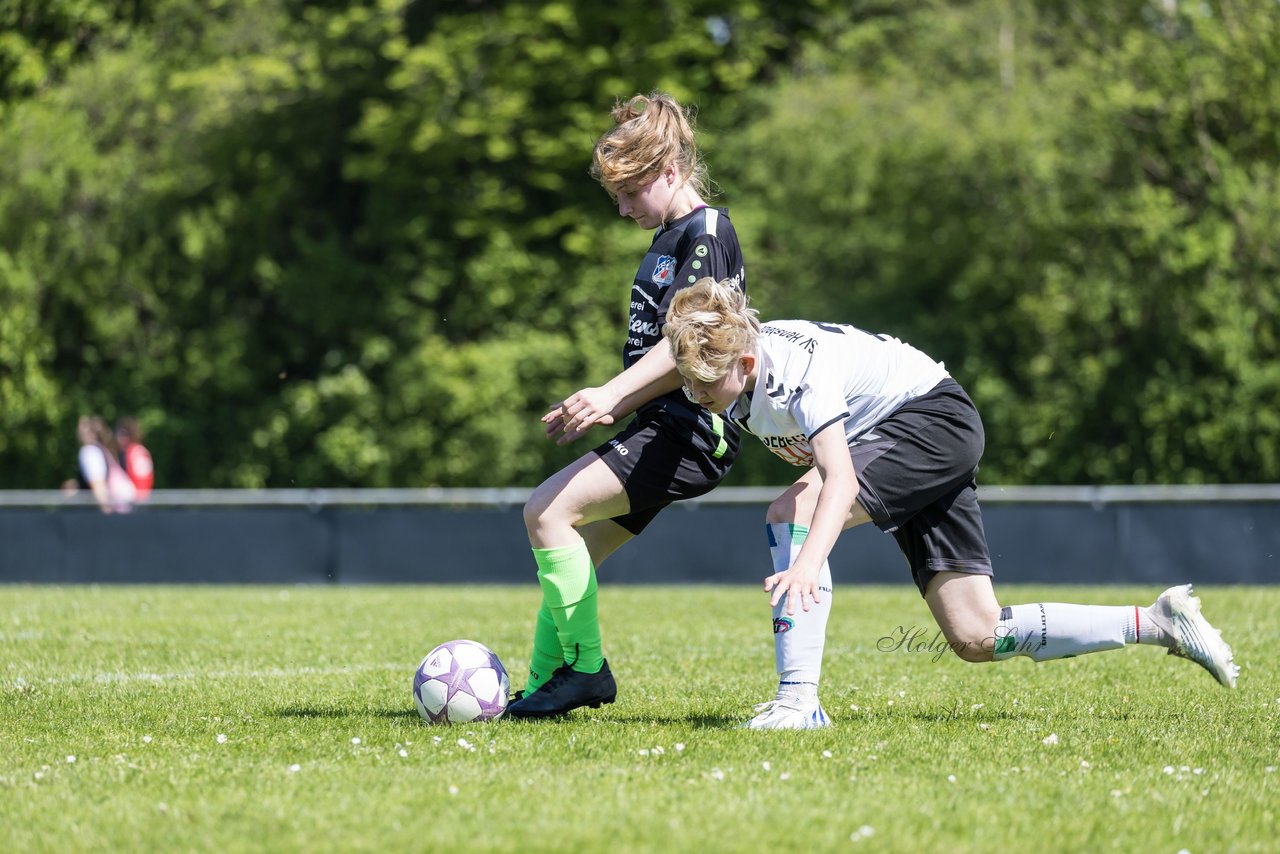 Bild 319 - wBJ SV Henstedt Ulzburg - FSG Oldendorf Itzehoe : Ergebnis: 6:3